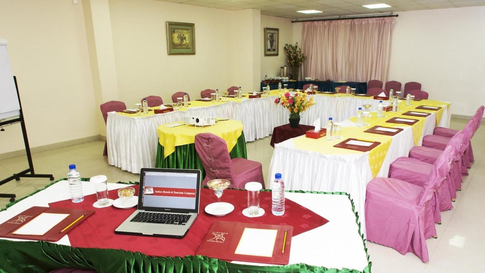 Safeer Plaza Hotel Maskat Exterior foto