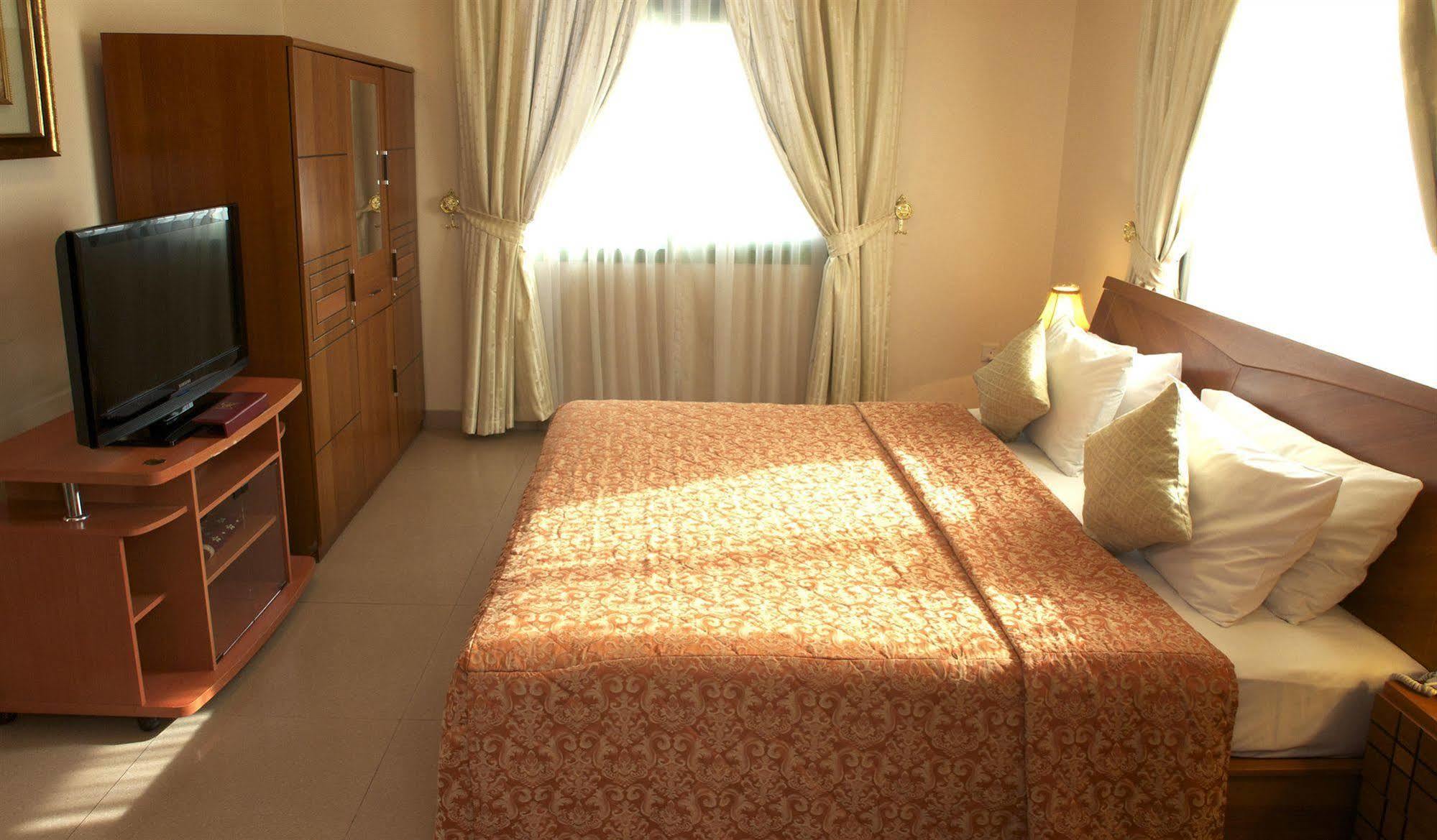 Safeer Plaza Hotel Maskat Exterior foto