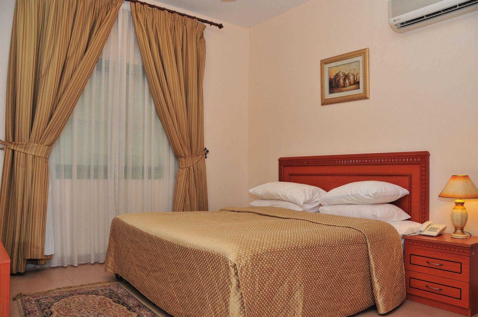 Safeer Plaza Hotel Maskat Zimmer foto
